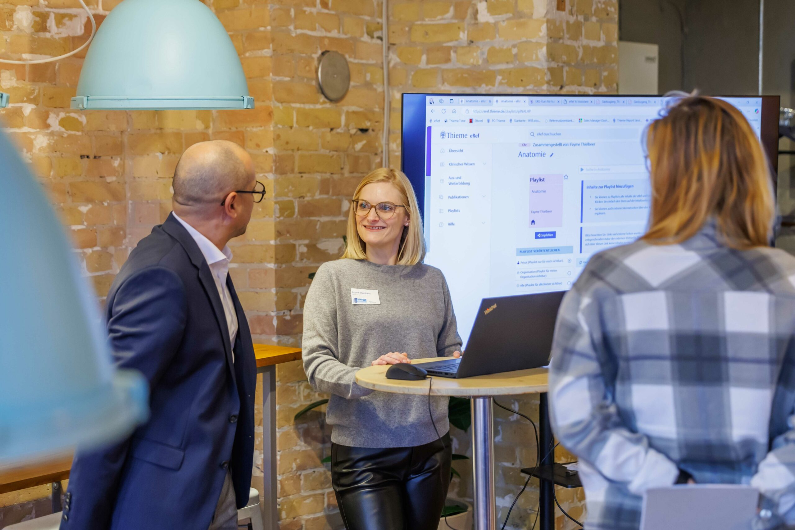 Wie Lernen die Versorgungsqualität und Mitarbeiterbindung beeinflusst